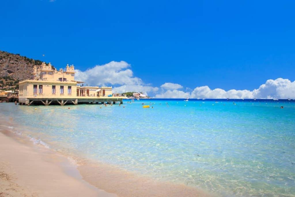 La Casetta Di Giuli Apartment Palermo Bagian luar foto